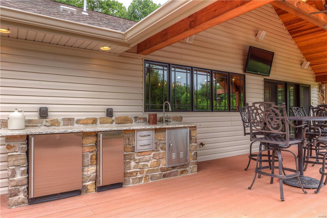 John Wolfs Partition - Residential