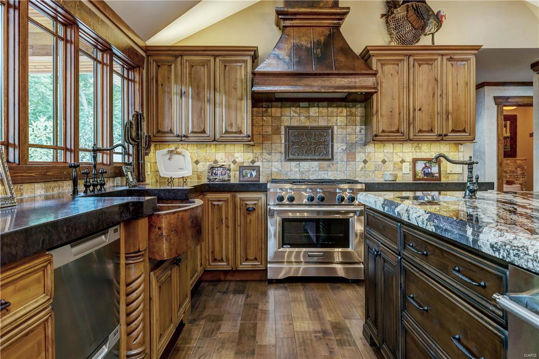 John Wolfs Partition - Residential