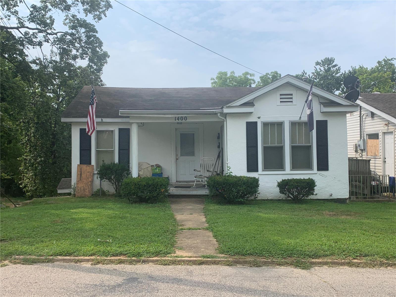 HOGG'S 1ST ADD - Residential Income