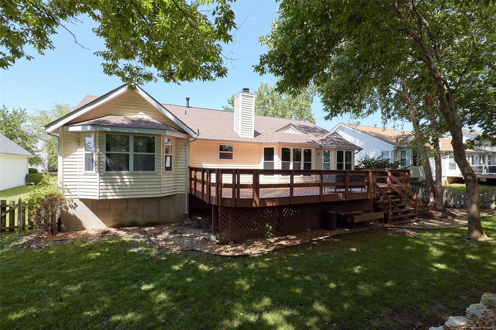 Twin Chimneys - Residential