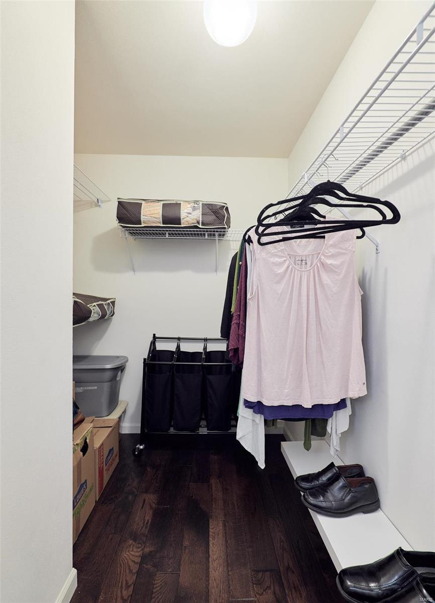 Twin Chimneys - Residential