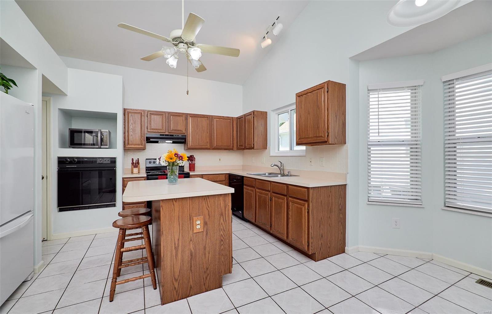 Twin Chimneys - Residential