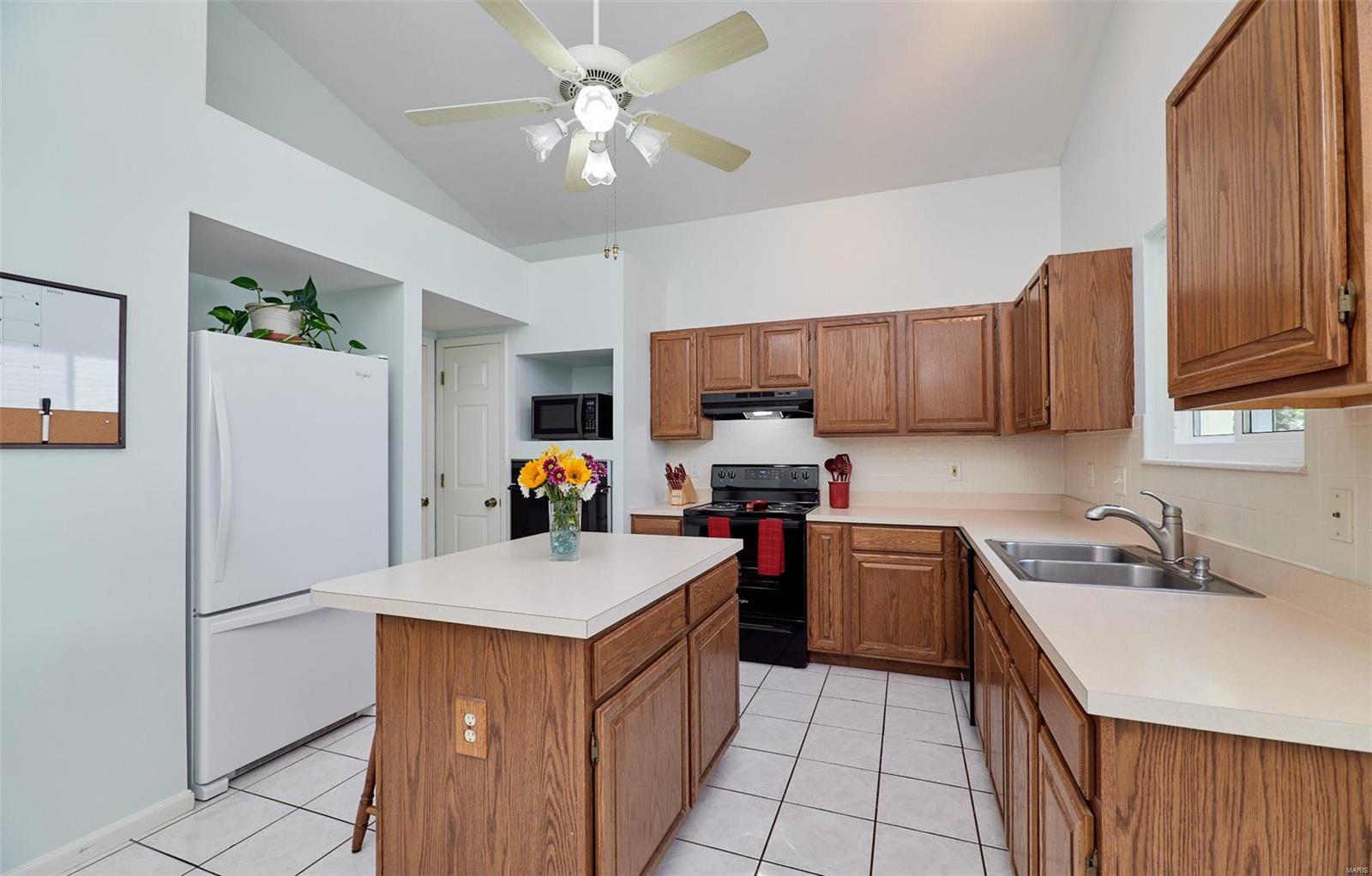 Twin Chimneys - Residential