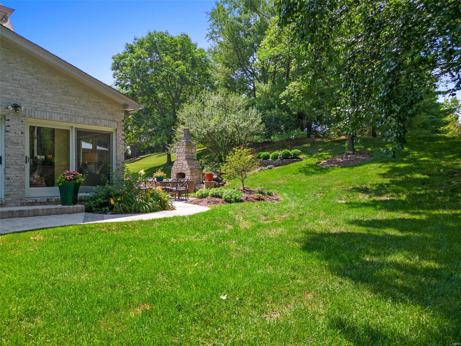 Kingspointe 2B - Residential