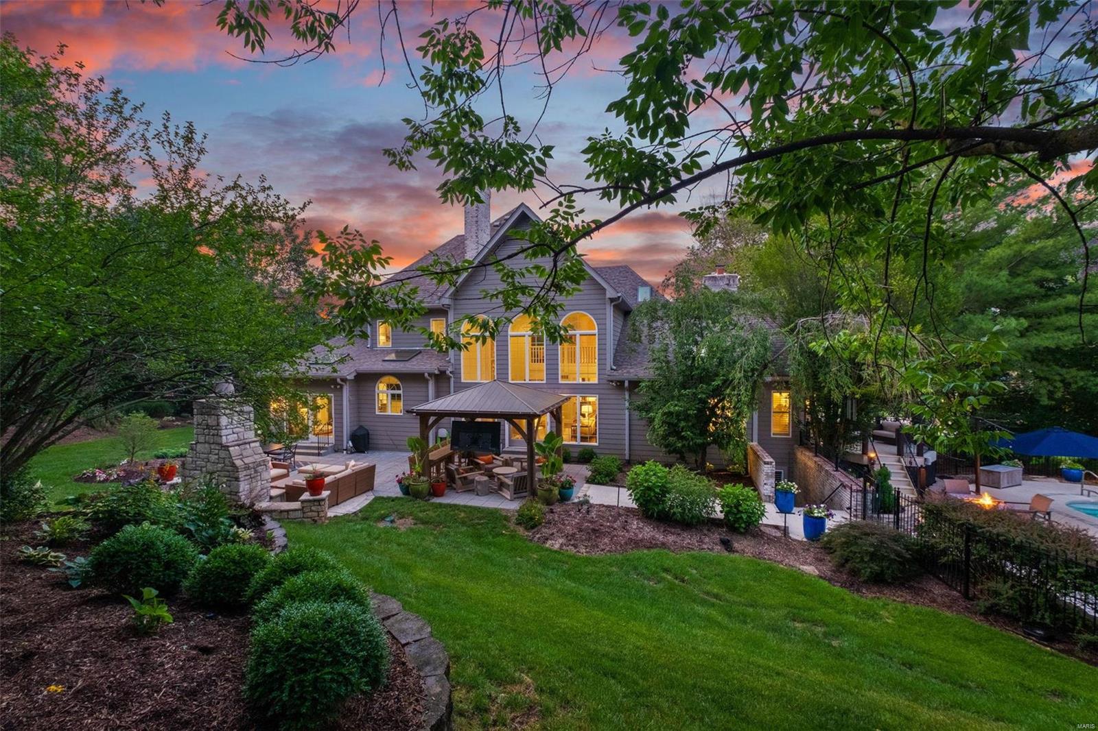 Kingspointe 2B - Residential