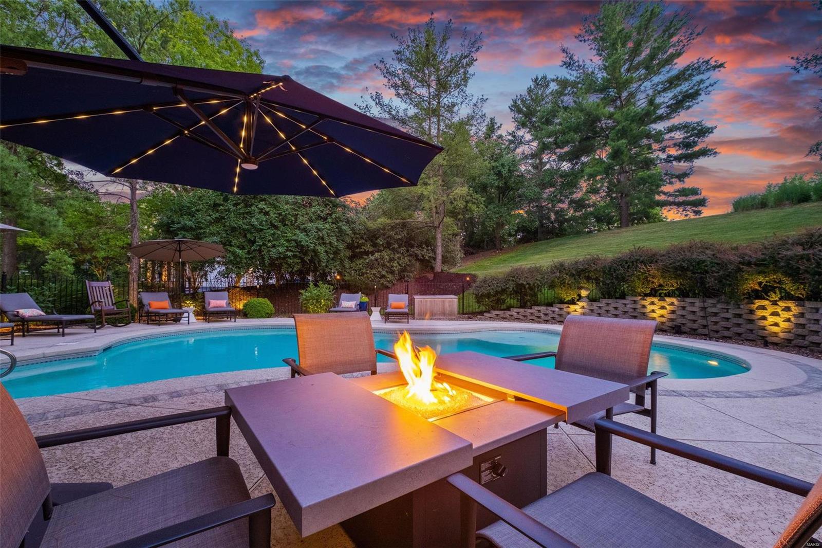 Kingspointe 2B - Residential