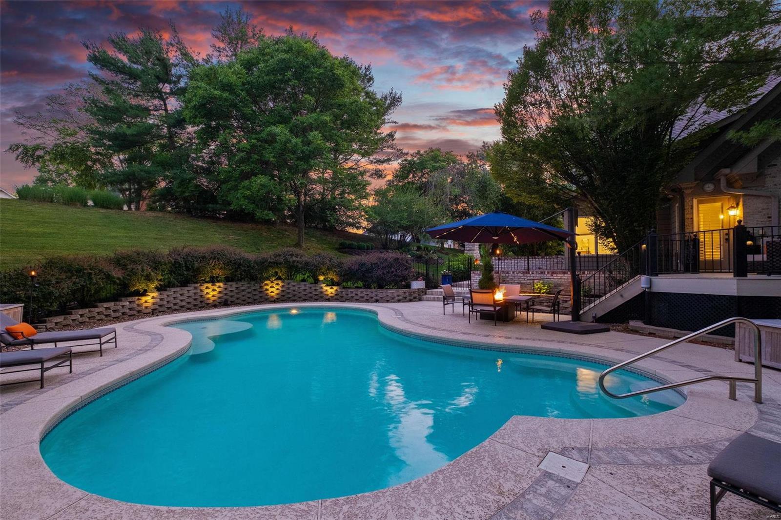 Kingspointe 2B - Residential