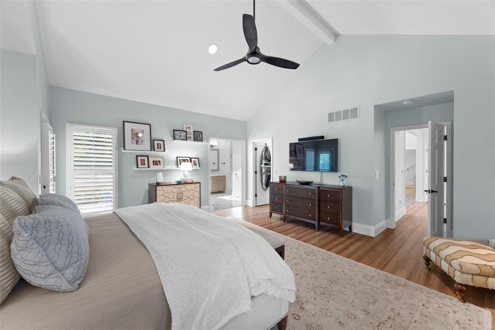 Kingspointe 2B - Residential