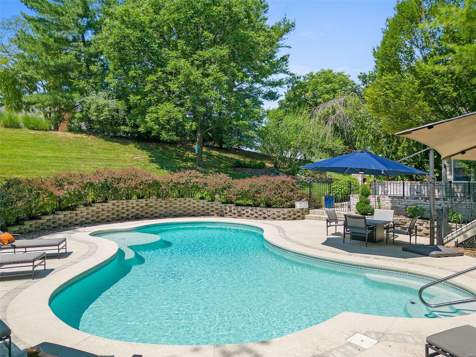 Kingspointe 2B - Residential