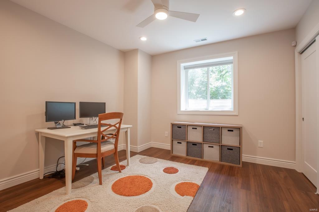 Oak Estates - Residential