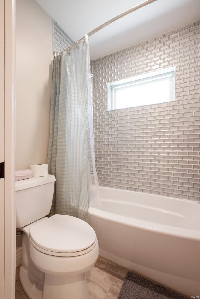 Oak Estates - Residential