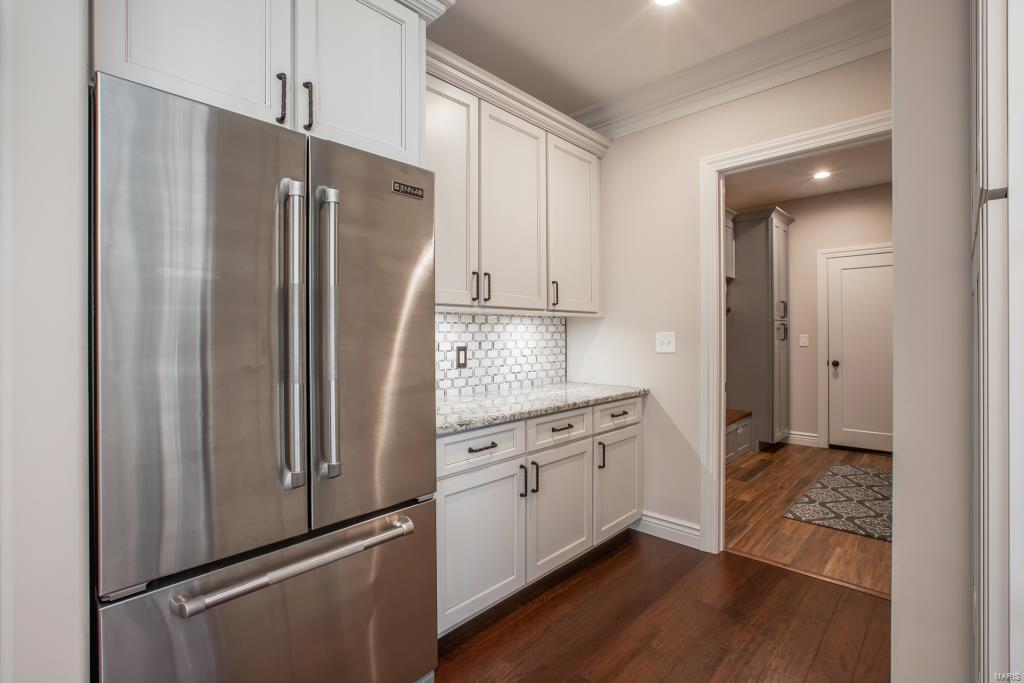 Oak Estates - Residential