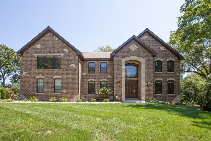 Spectacular Custom Built 2-Sty, .32 acre lot, Top Rated Ladue Schools, boasts 5 Bd, 4.5 Bth & 4900 Sqft including LL. Foyer w/custom staircase & iron balusters! Main Floor features formal Dining & Living Rm, gourmet Kitchen w/custom cabinetry, granite, custom backsplash, center island, W/I pantry, SS appliances & Breakfast Rm that opens to Family Rm w/FP; Powder Rm & Mudroom w/custom cabinetry & built-in bench. UL Loft, Master Retreat w/coffered ceiling, gorgeous spa-like Bth & enormous W/I closet! Find 3 add’l Bd, 2 full Bth & Laundry Rm! LL Rec Rm, 5th Bd, full Bth & plenty of storage space. Highlights: zoned HVAC, hardwoods, custom moldings/woodwork throughout, professional landscape, outdoor lighting, patio, fully fenced-in yard & 3-car garage. This home is perfect for entertaining! Walking distance to Old Bonhomme Elementary School, Stacy Park & a 10 min drive to this town’s premier restaurants, shops, art galleries, hospitals, universities & parks - access to major highways. Additional Rooms: Mud Room