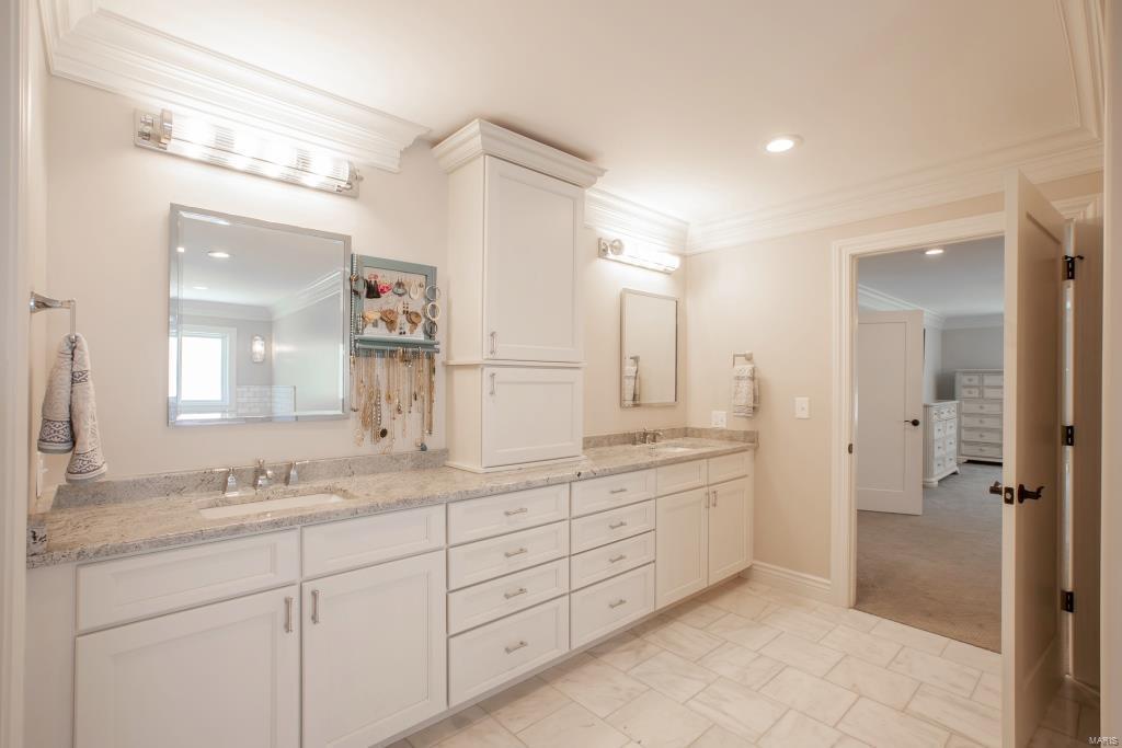 Oak Estates - Residential