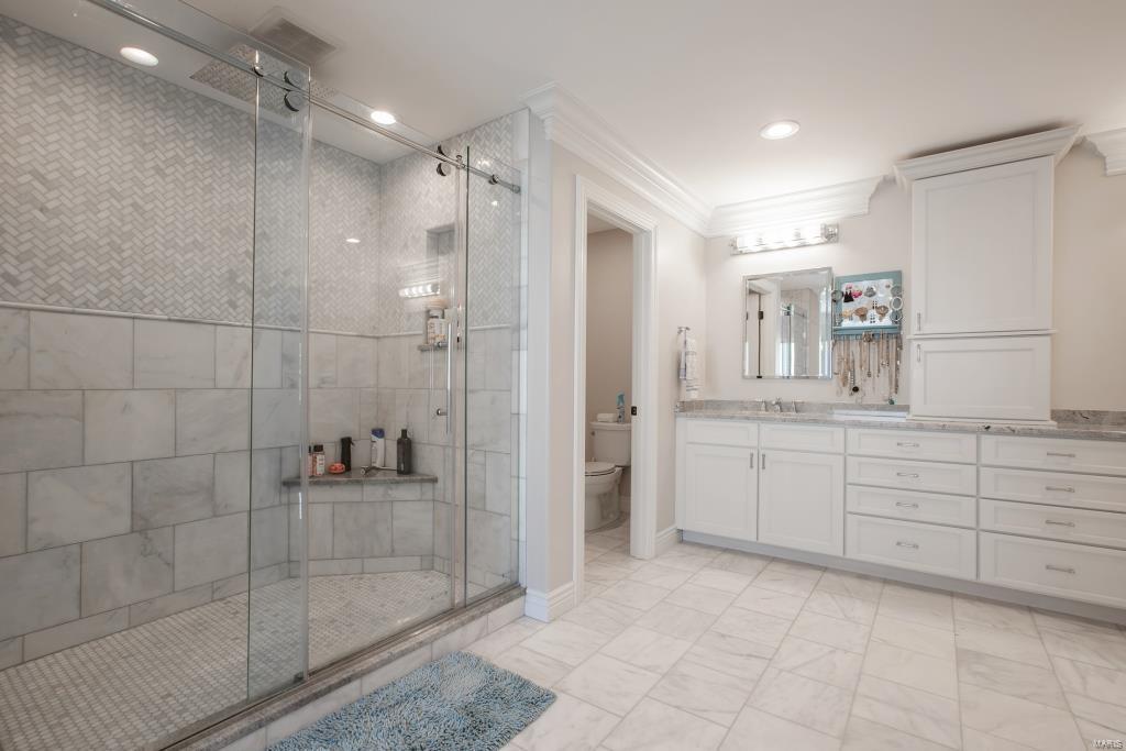 Oak Estates - Residential