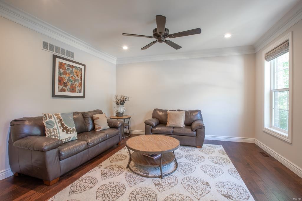 Oak Estates - Residential