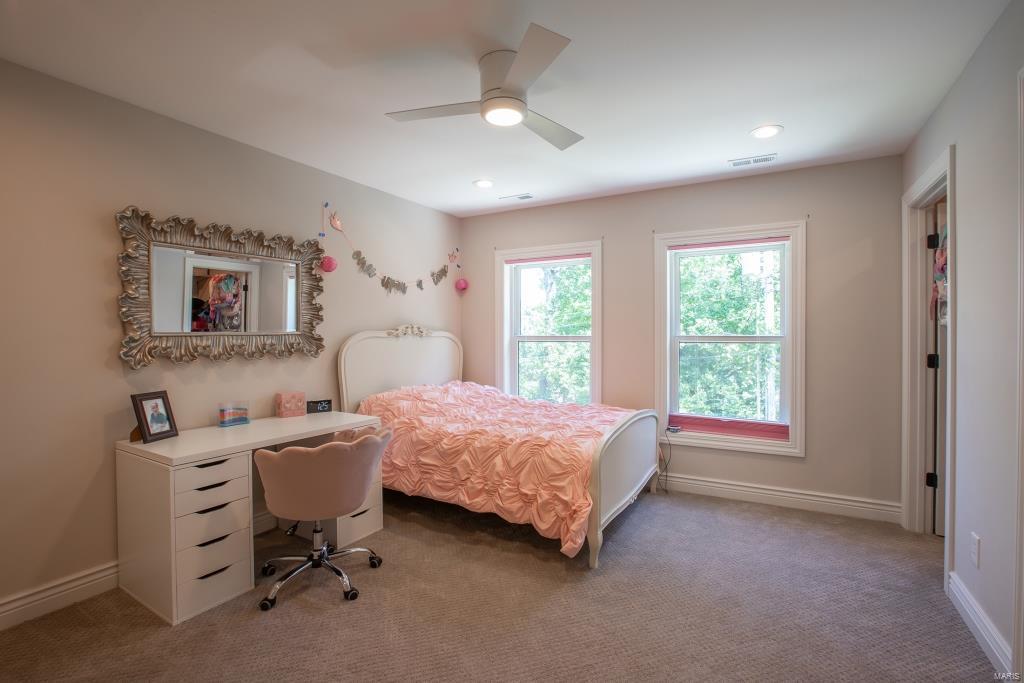 Oak Estates - Residential