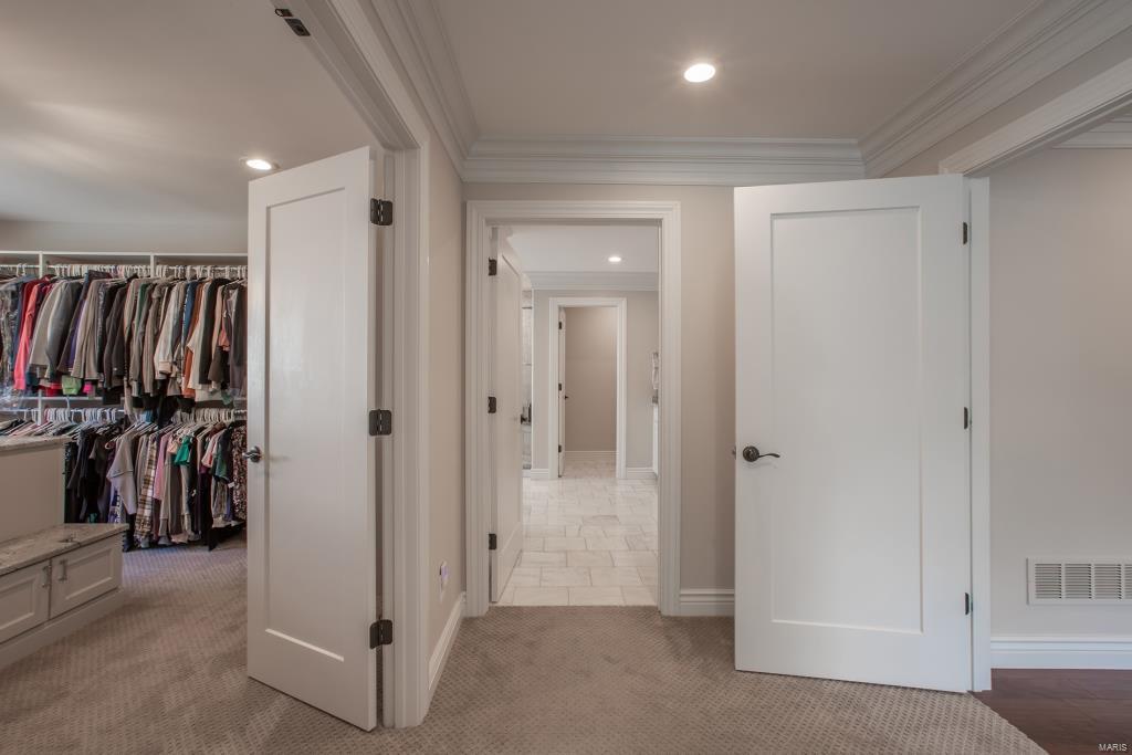 Oak Estates - Residential