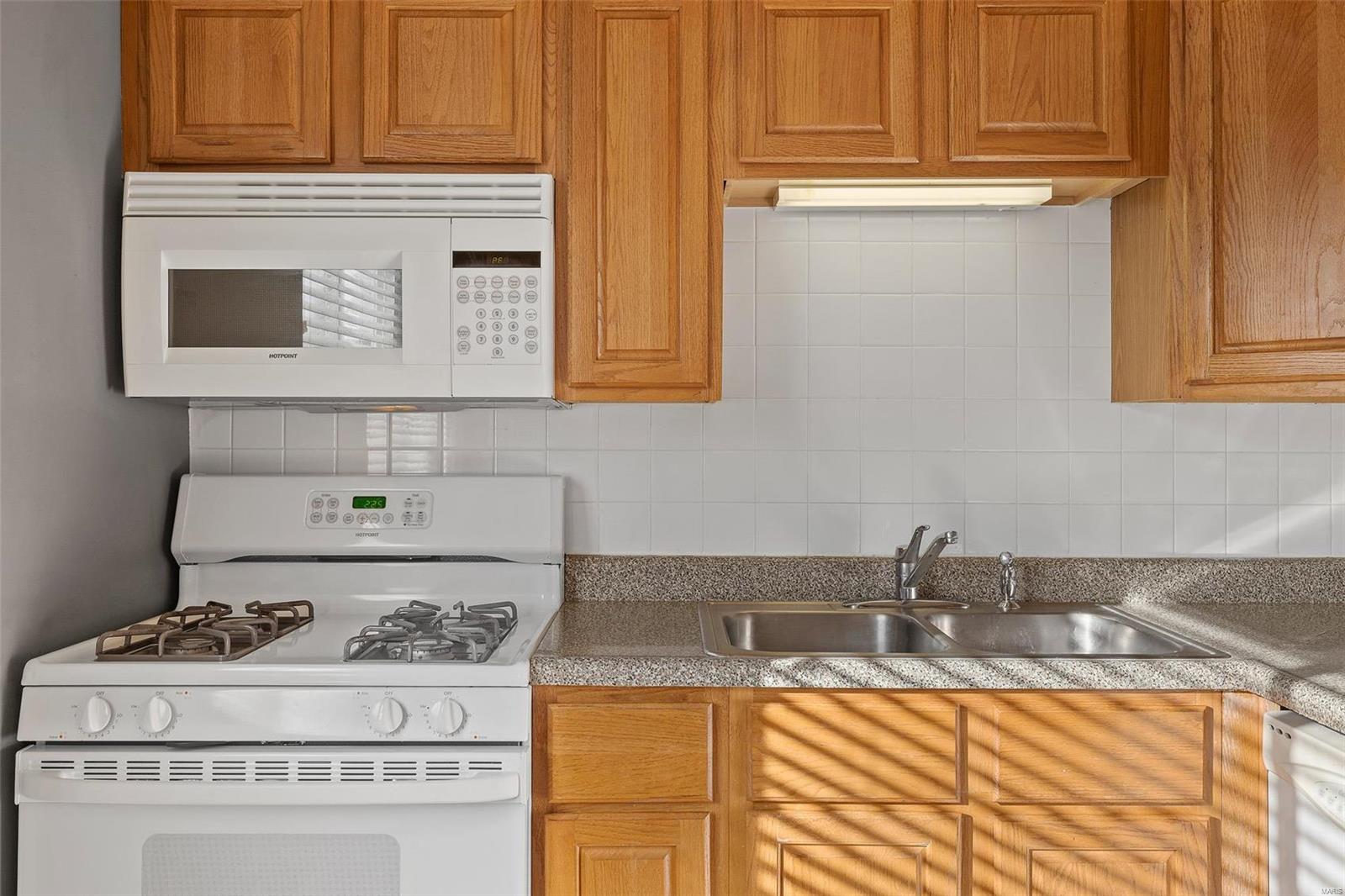 Washington Place Condo & Sec - Residential