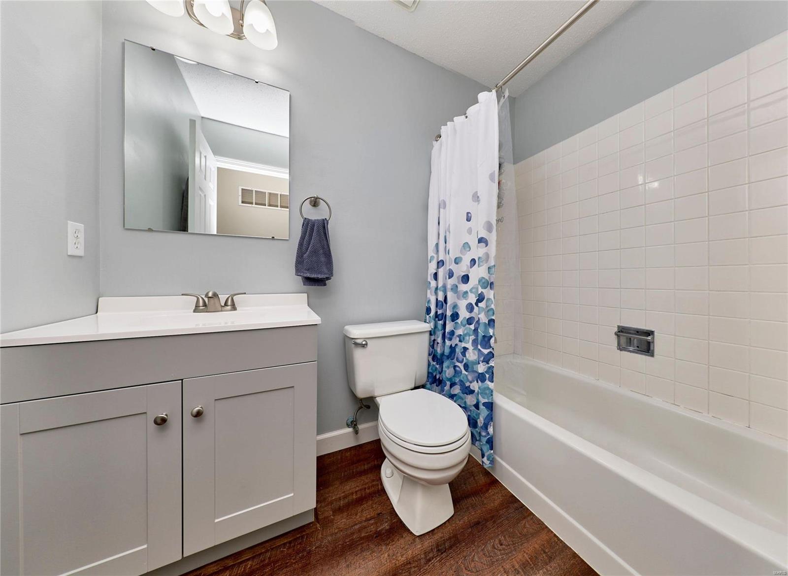 Lynnbrook #3 - Residential