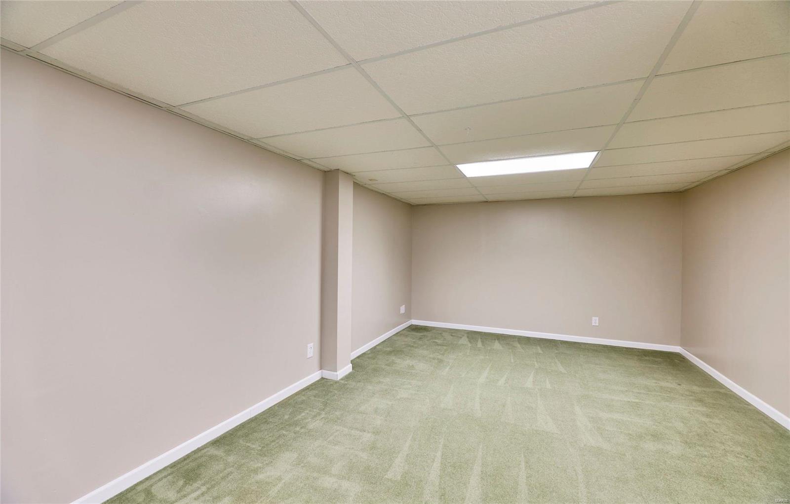 Lynnbrook #3 - Residential