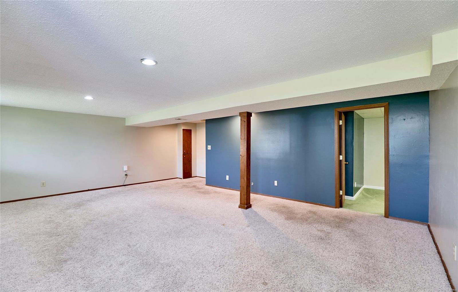 Lynnbrook #3 - Residential