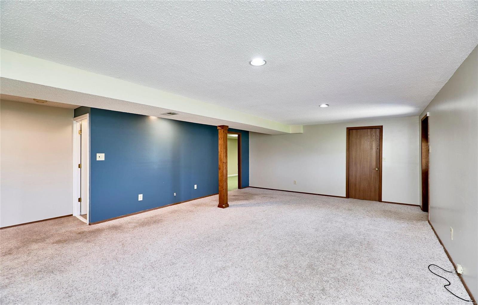 Lynnbrook #3 - Residential