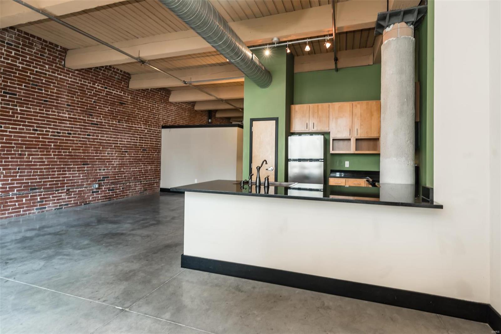 Lucas Lofts - Residential Lease