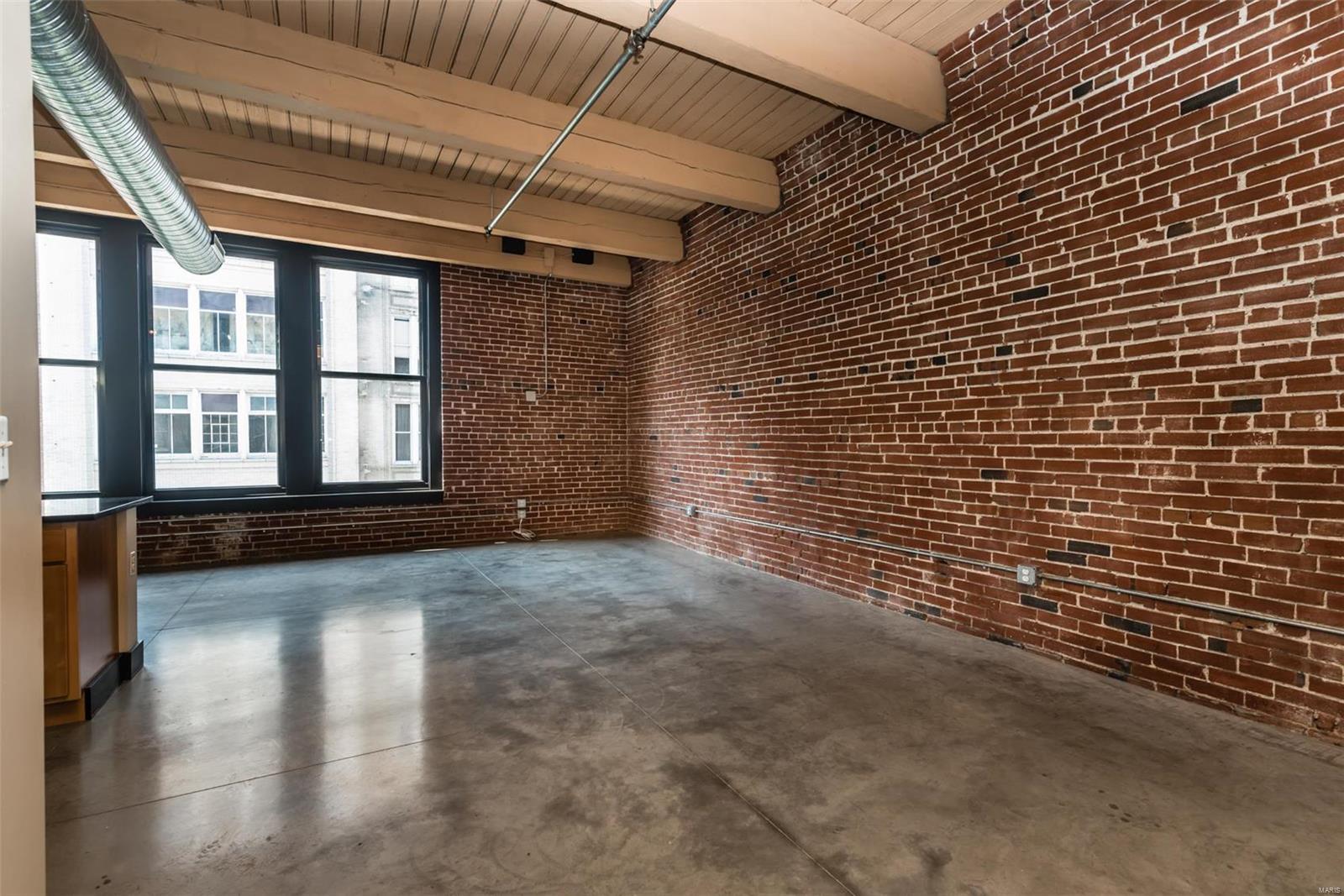 Lucas Lofts - Residential Lease