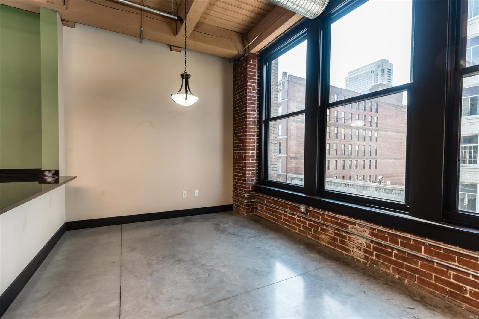 Lucas Lofts - Residential Lease