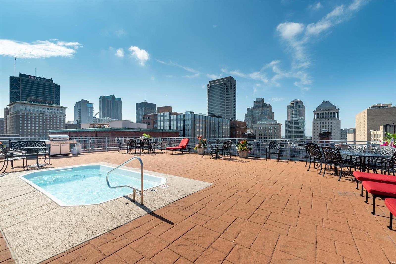 Lucas Lofts - Residential Lease