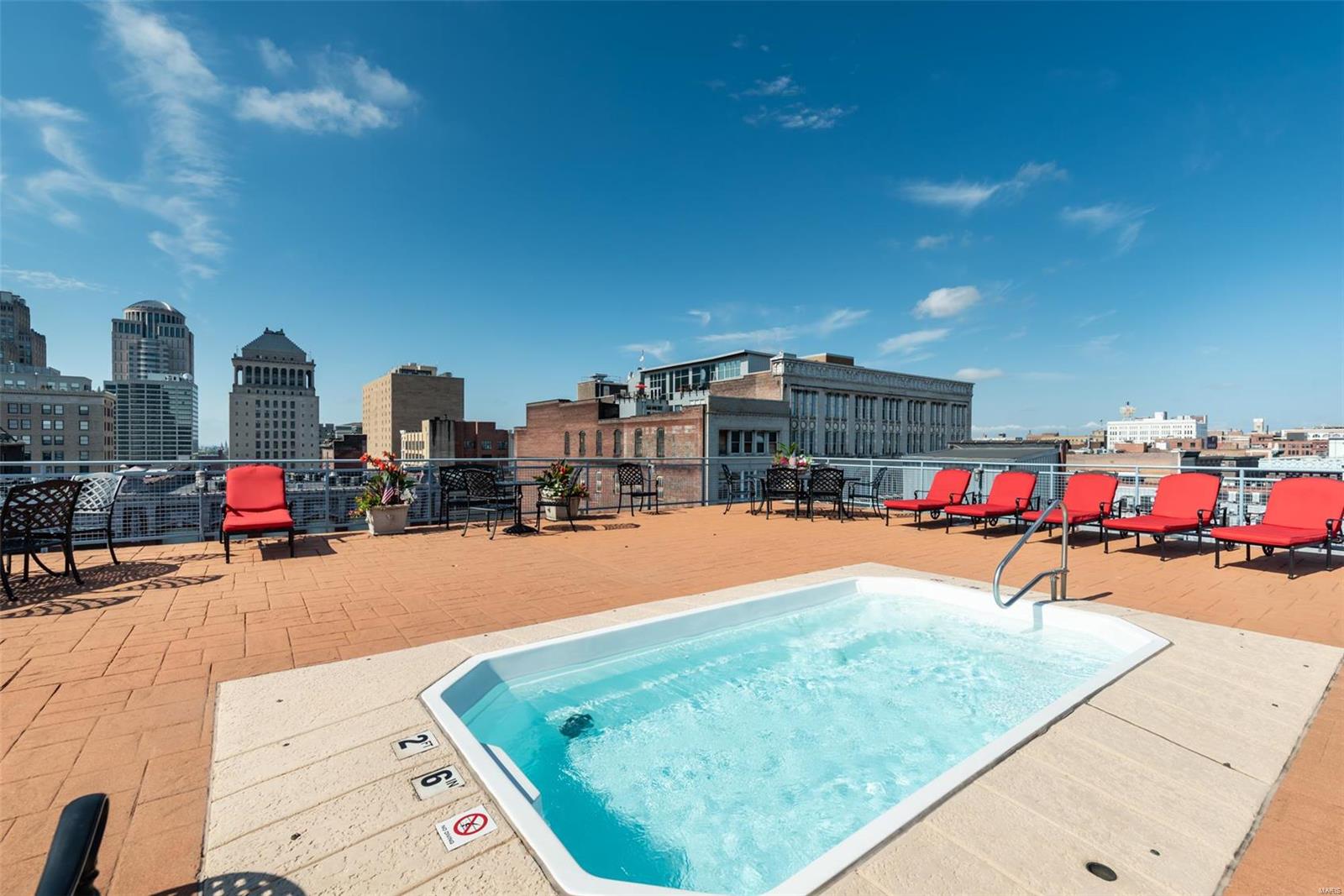 Lucas Lofts - Residential Lease