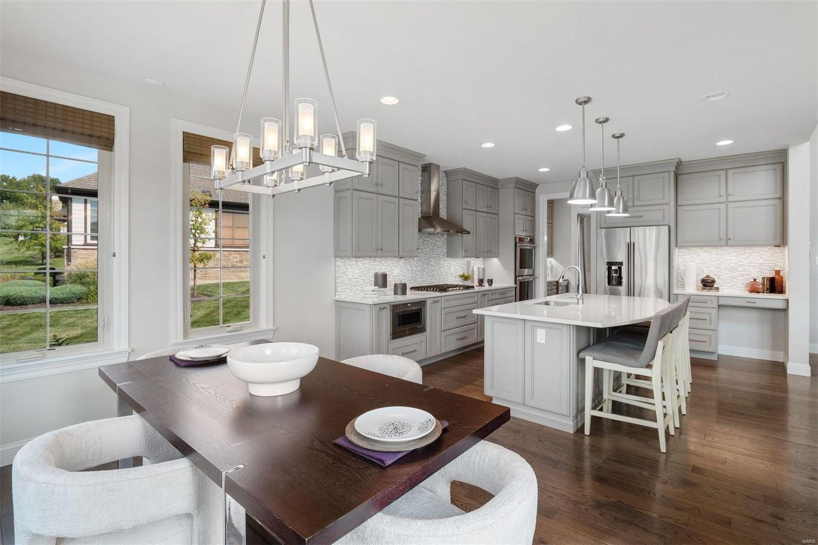 Woods Of Ladue The - Residential