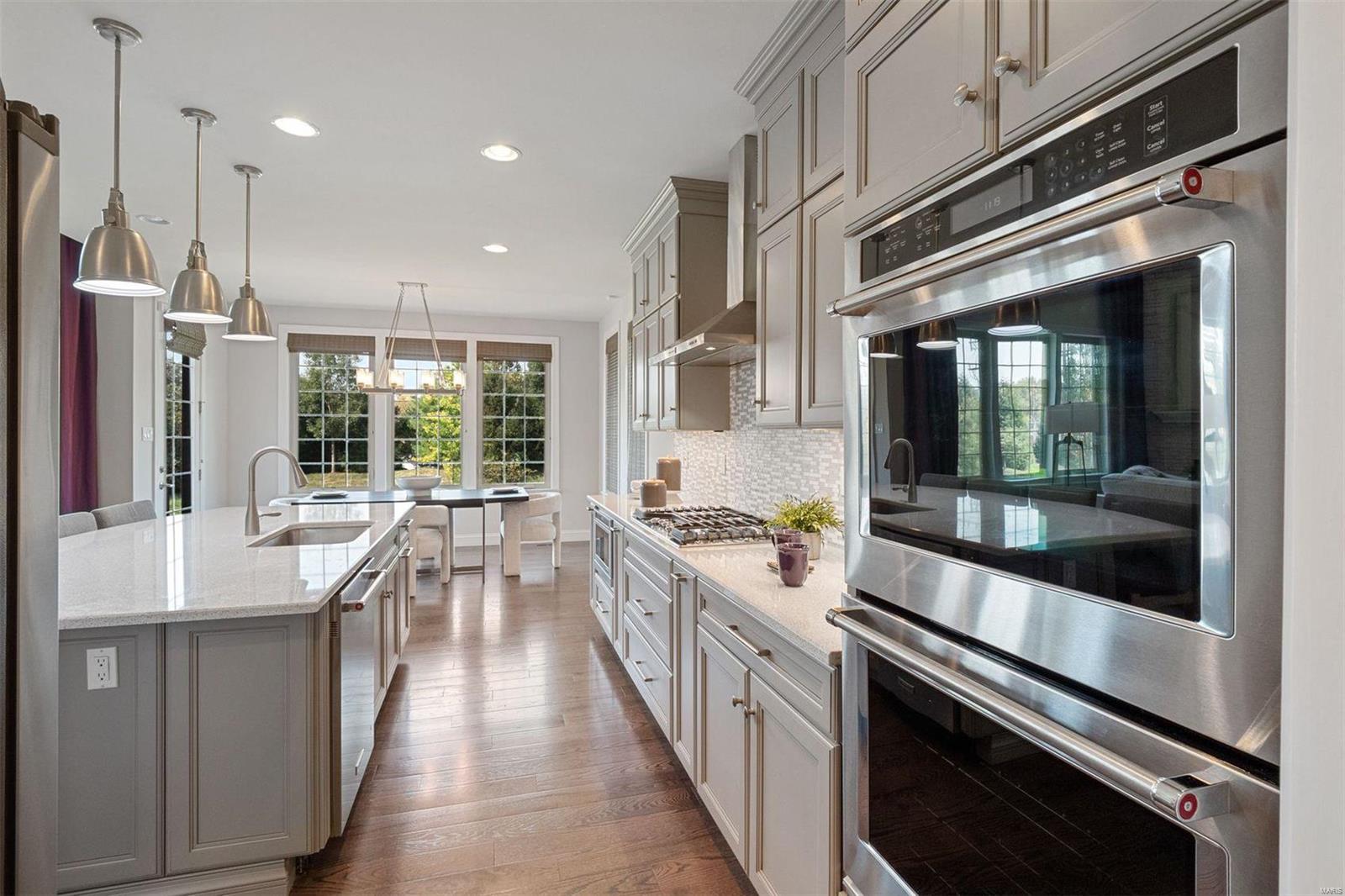 Woods Of Ladue The - Residential