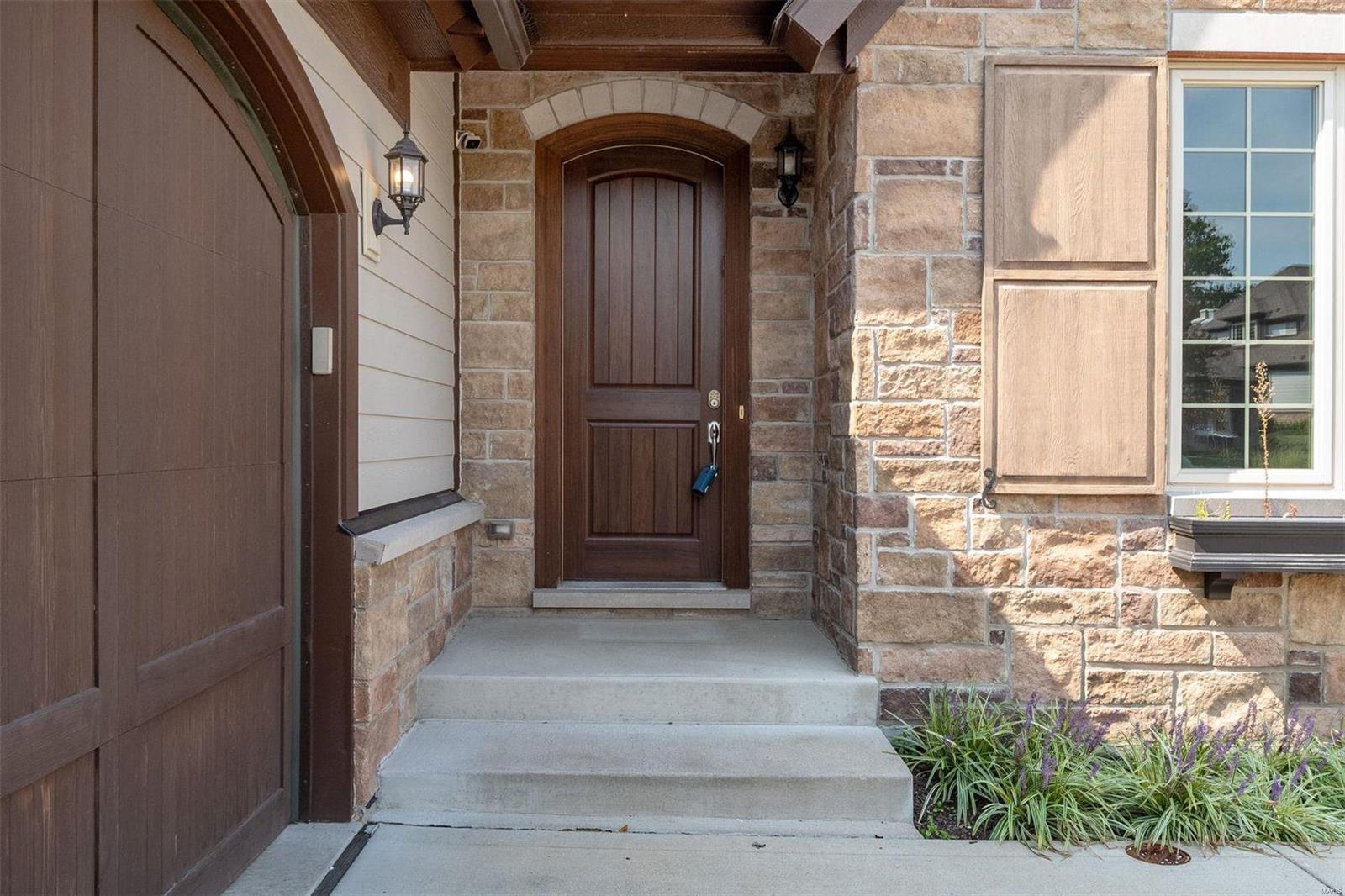 Woods Of Ladue The - Residential