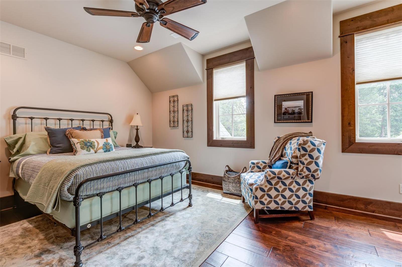 Puellman Road Lt Split - Residential