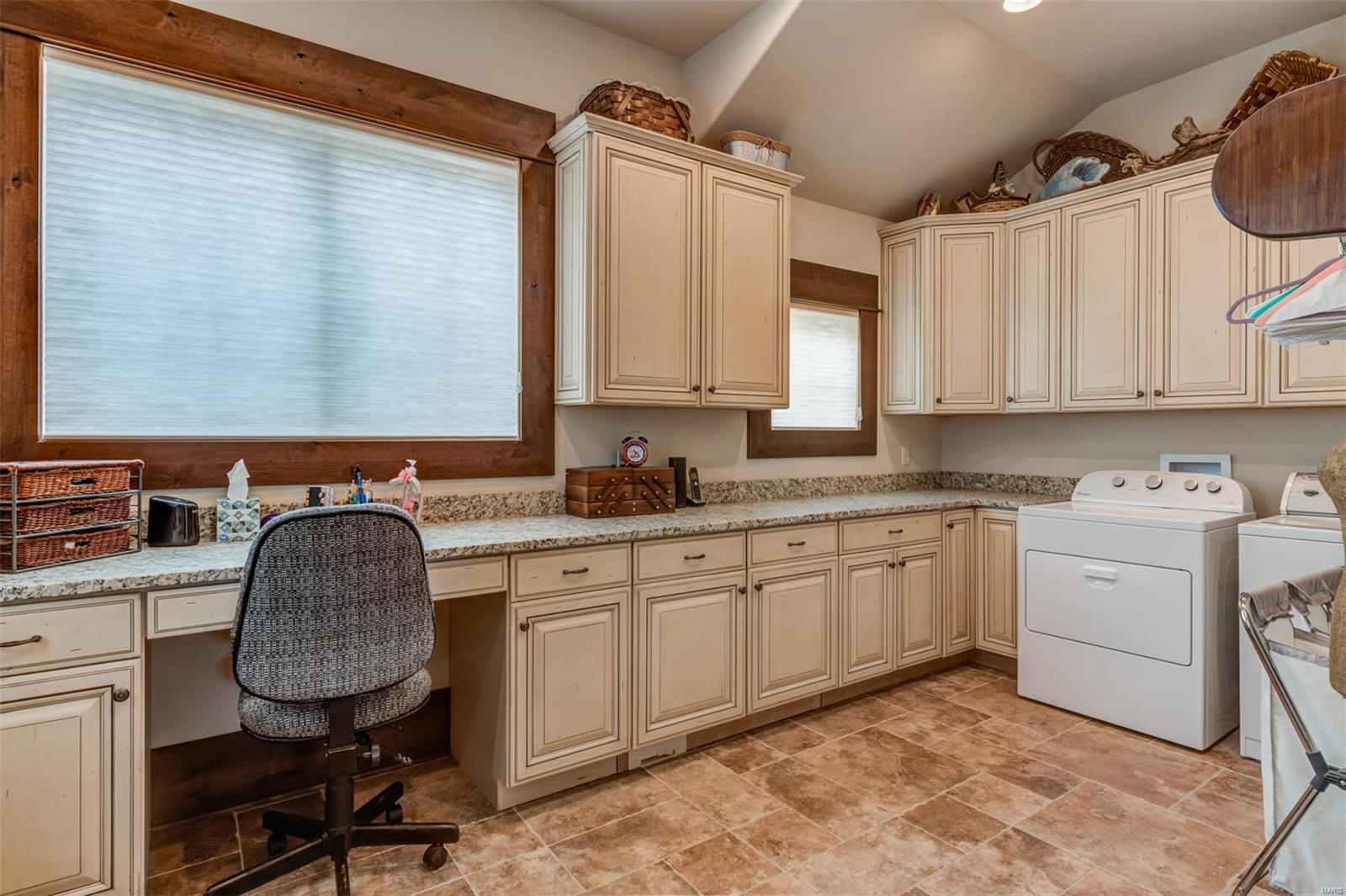 Puellman Road Lt Split - Residential