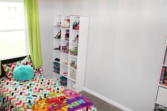 COUNTRY VILLAGE - Residential