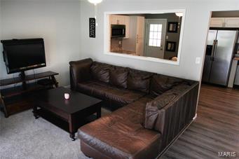 COUNTRY VILLAGE - Residential