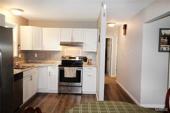 COUNTRY VILLAGE - Residential