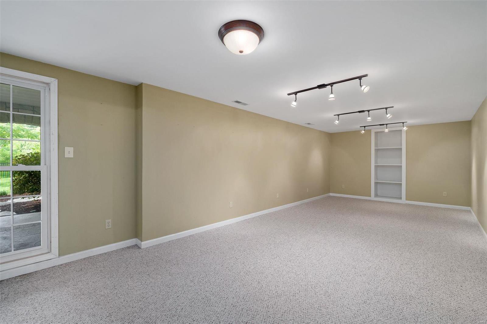 Pine Creek - Residential