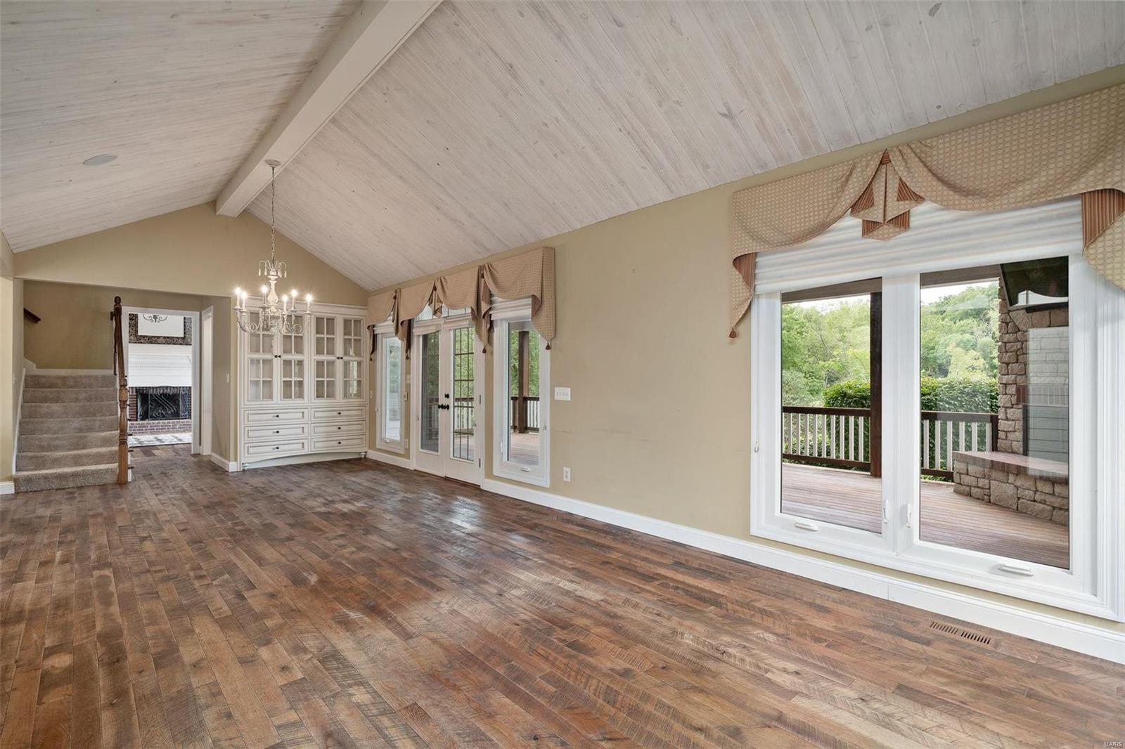 Pine Creek - Residential