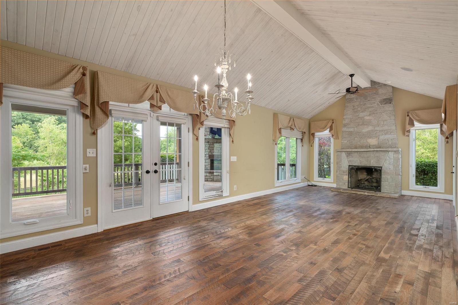 Pine Creek - Residential