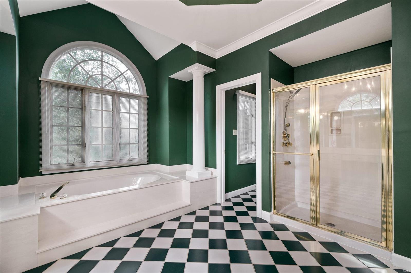 Pine Creek - Residential