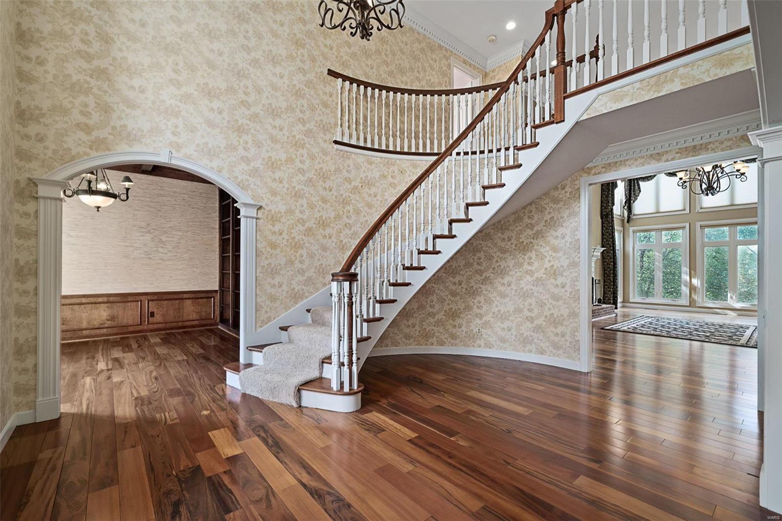 Pine Creek - Residential