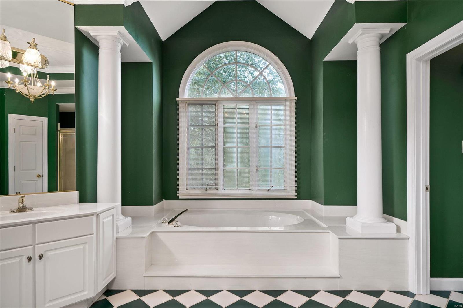 Pine Creek - Residential