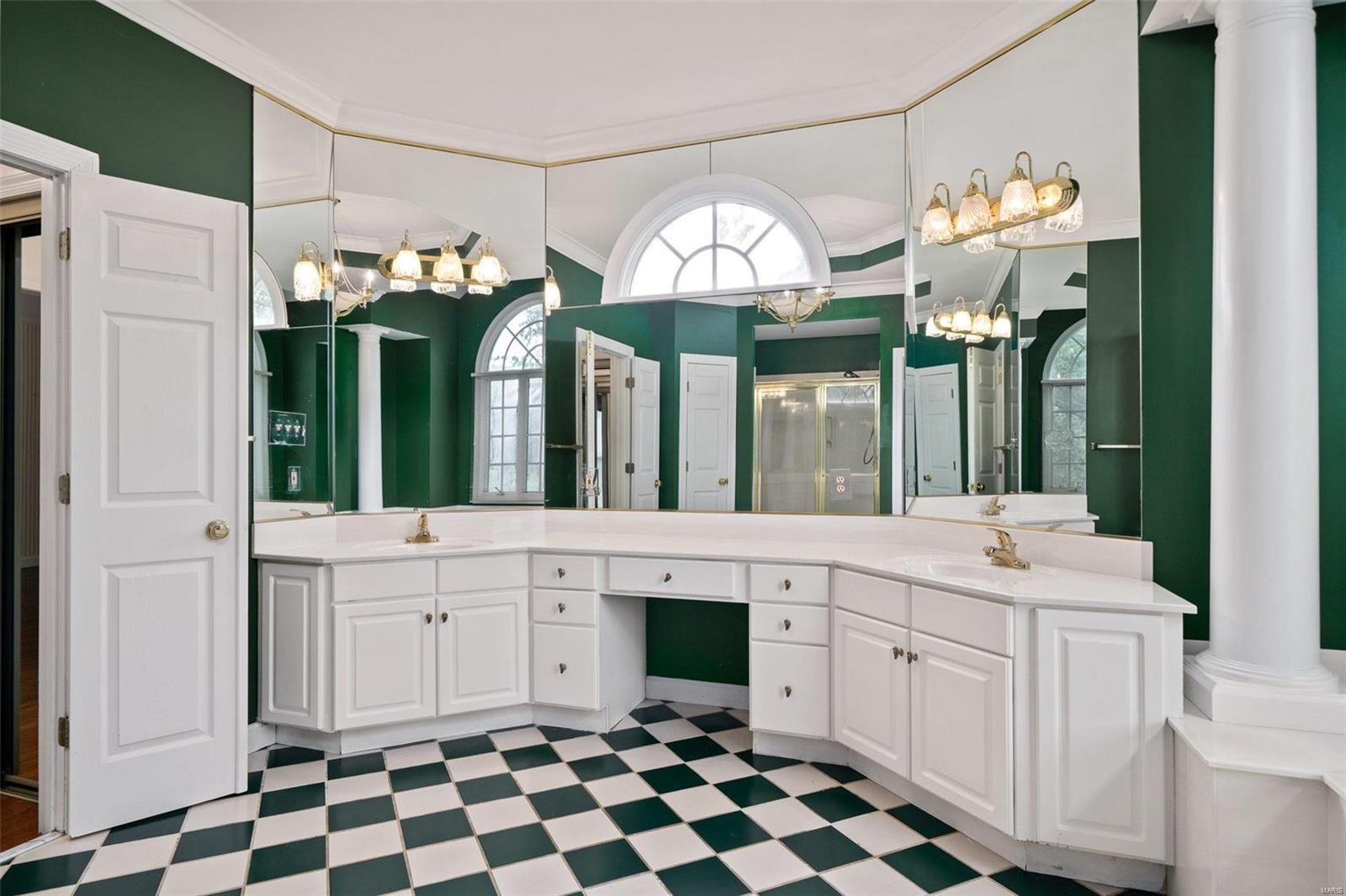 Pine Creek - Residential