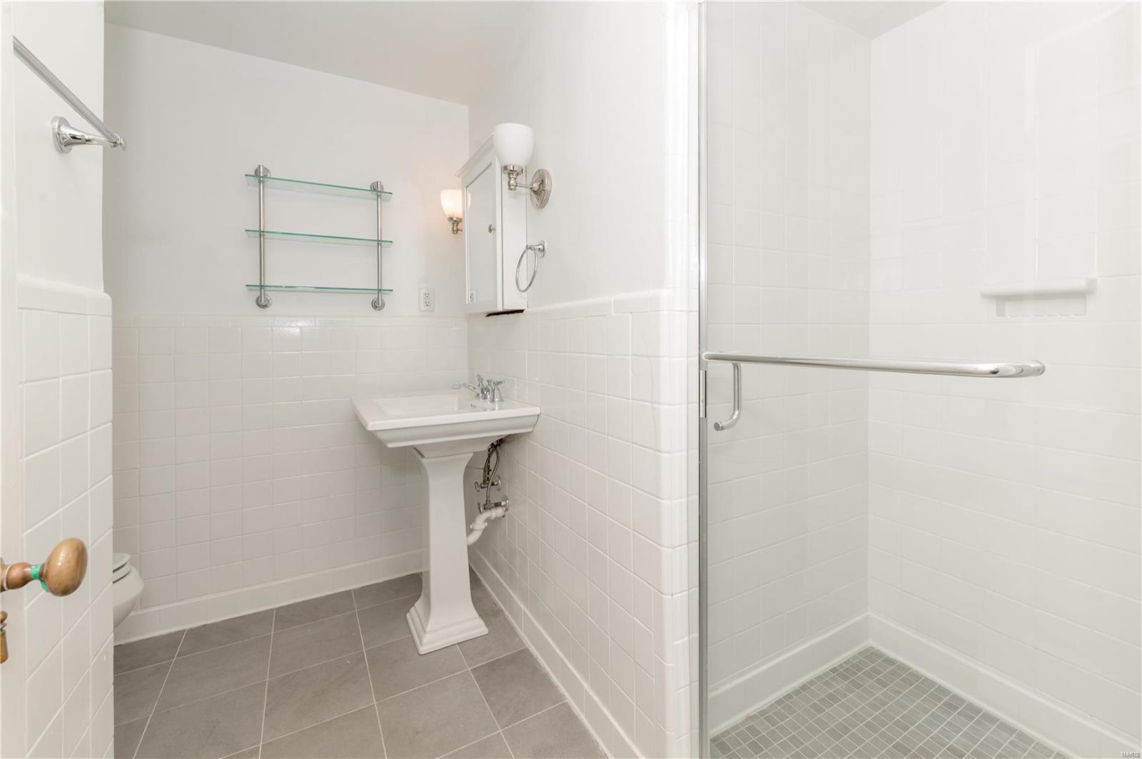 La Hacienda - Residential