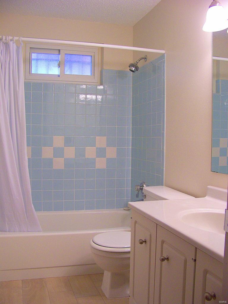 Country Lane Woods II - Residential Lease