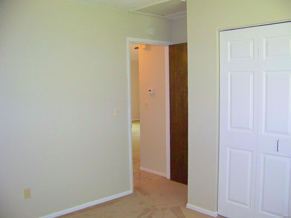 Country Lane Woods II - Residential Lease